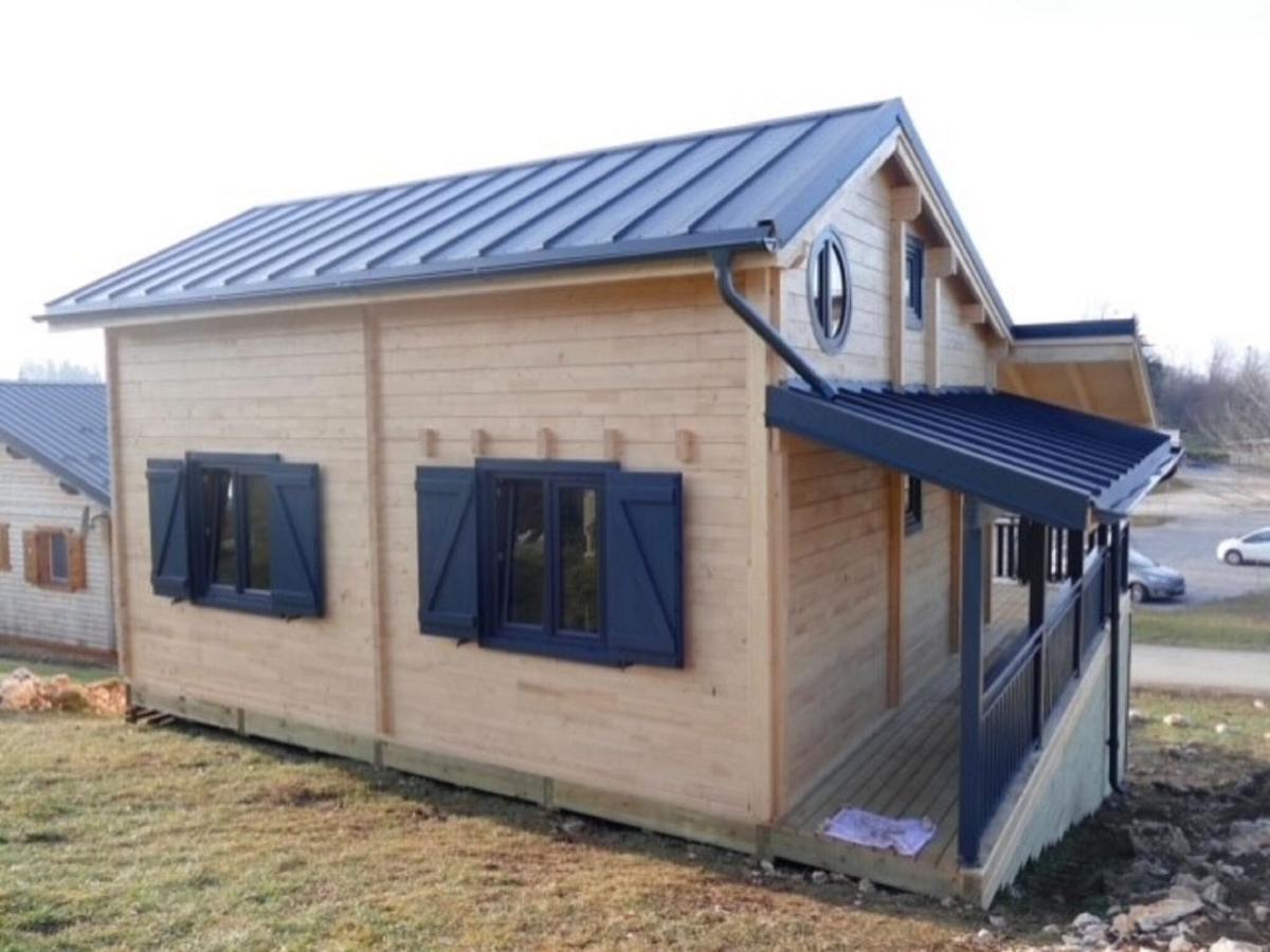 Chalet In Saint Laurent On A Slope Εξωτερικό φωτογραφία